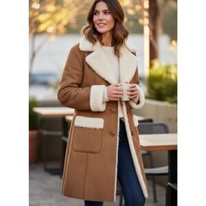 Coat/Jacket/Fall/Winter-Ann Taylor LOFT Size 4P Petites Faux Shearling